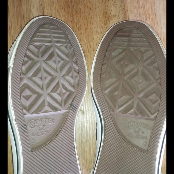 Convers - Picture 4 of 7